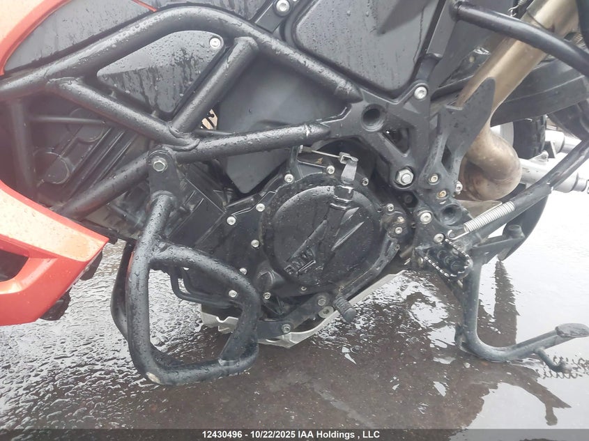 WB1021807AZT44066 2010 BMW F 650 photo no. 9
