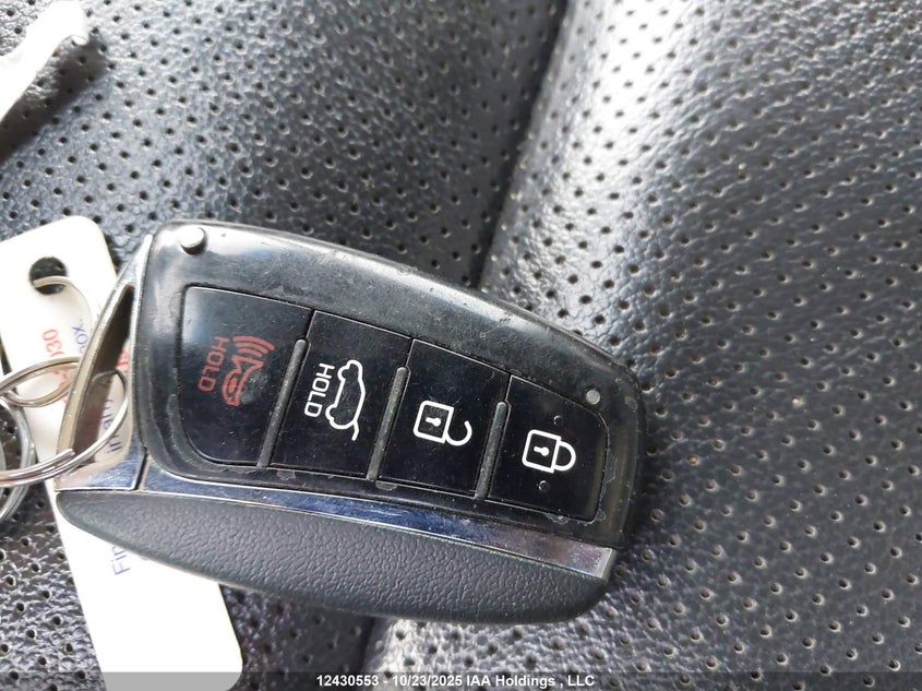 KM8SNDHF2HU178311 2017 HYUNDAI SANTA FE photo no. 11