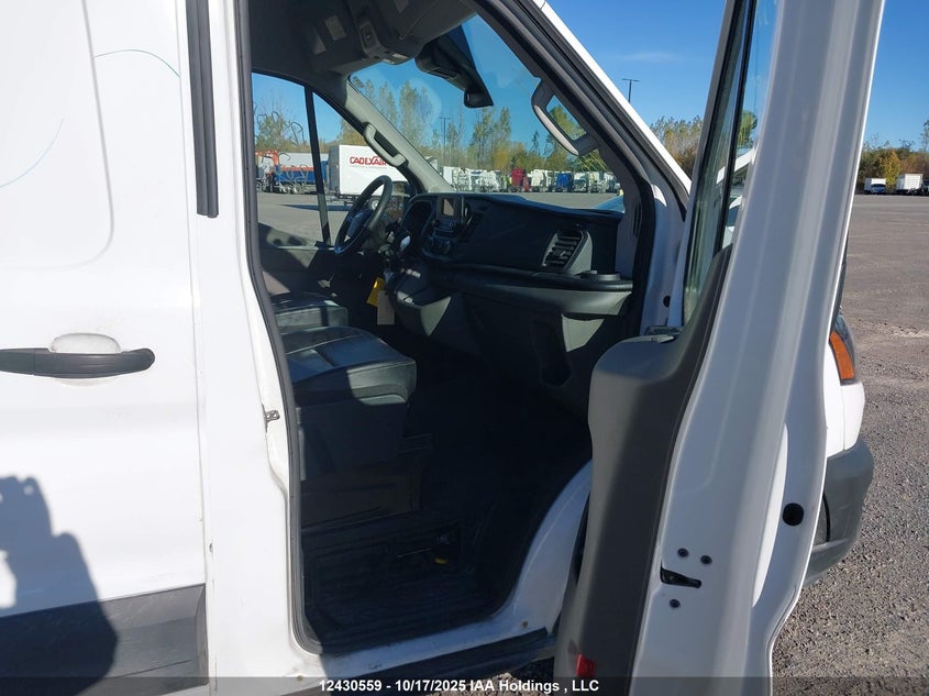 1FTBR1C84PKB02776 2023 FORD TRANSIT photo no. 5