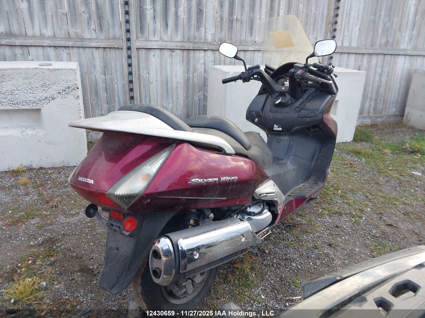 JH2PF01639K400112 2009 HONDA SILVER WING photo no. 4