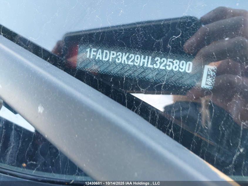 2017 Ford Focus Se VIN: 1FADP3K29HL325890 Lot: 12430681