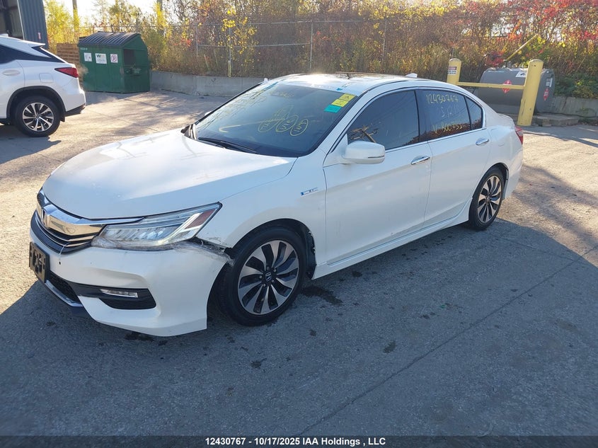 JHMCR6F75HC800733 2017 HONDA ACCORD photo no. 2