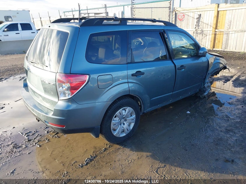 JF2SHCBC5BH721866 2011 SUBARU FORESTER photo no. 4