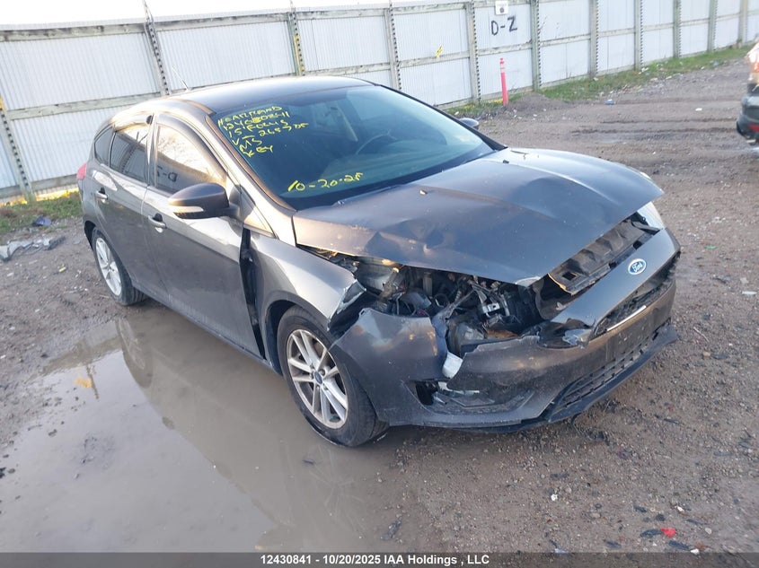 1FADP3K29FL265705 2015 FORD FOCUS photo no. 10