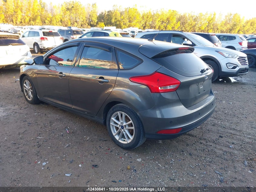 1FADP3K29FL265705 2015 FORD FOCUS photo no. 3