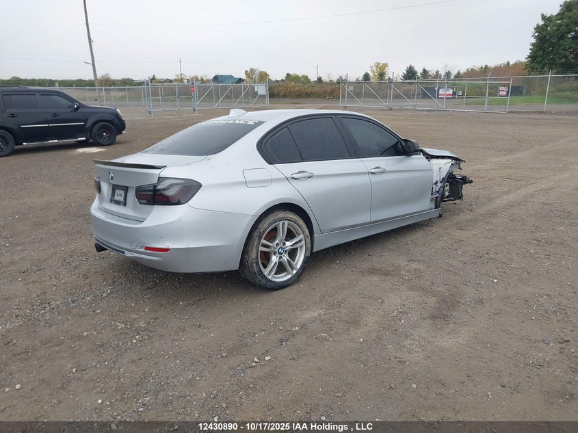 WBA3B3C50DF533837 2013 BMW 3ER photo no. 4