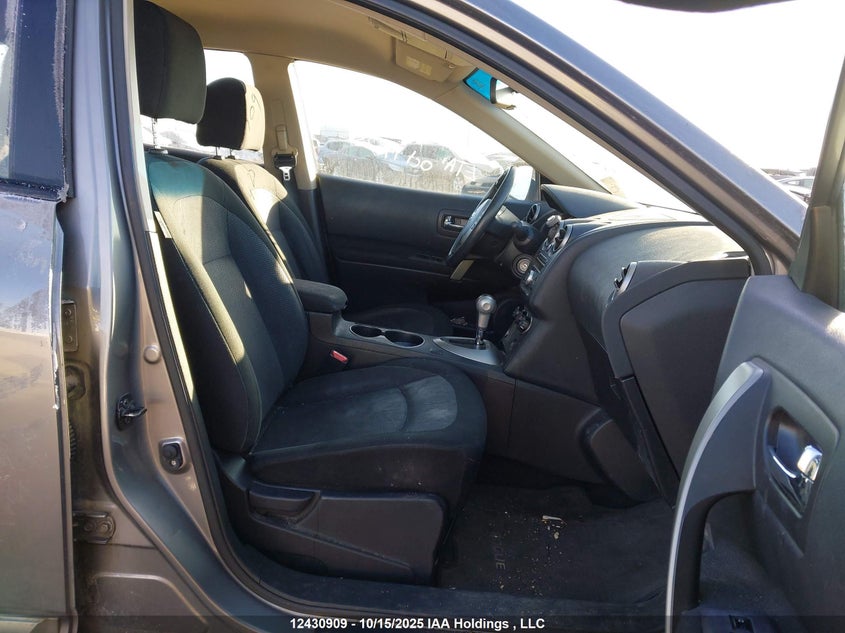 JN8AS5MT4CW289065 2012 NISSAN ROGUE photo no. 5