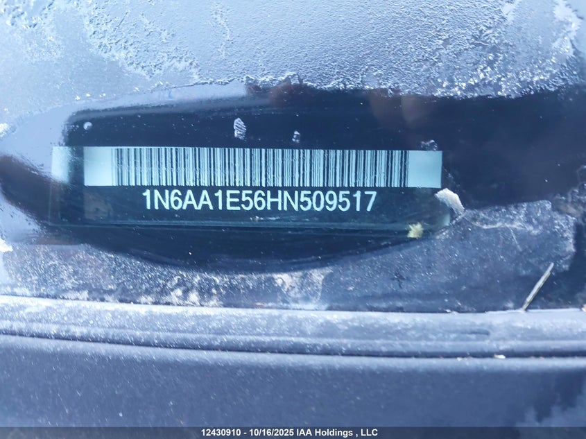 1N6AA1E56HN509517 2017 NISSAN TITAN photo no. 9