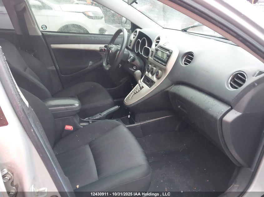 2T1KU4EE8EC134244 2014 TOYOTA MATRIX photo no. 5