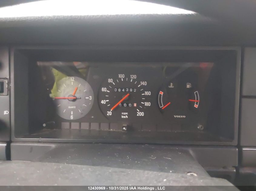1990 Volvo 240 Dl VIN: YV1AX8855L1849760 Lot: 12430969