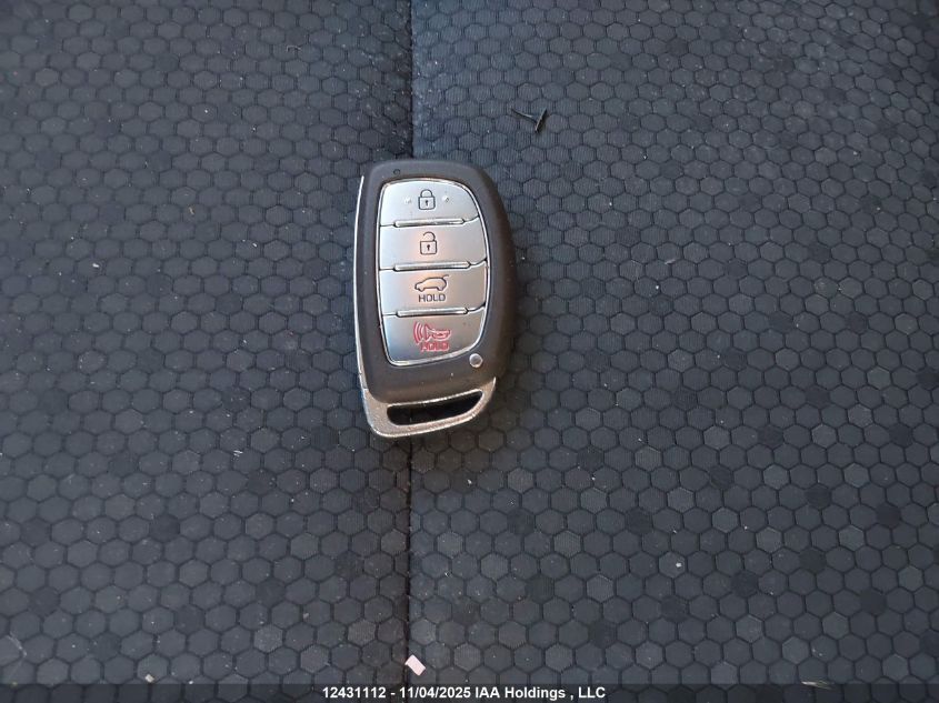 2018 Hyundai Ioniq Plug-In Hybrid Se VIN: KMHC65LD9JU070190 Lot: 12431112