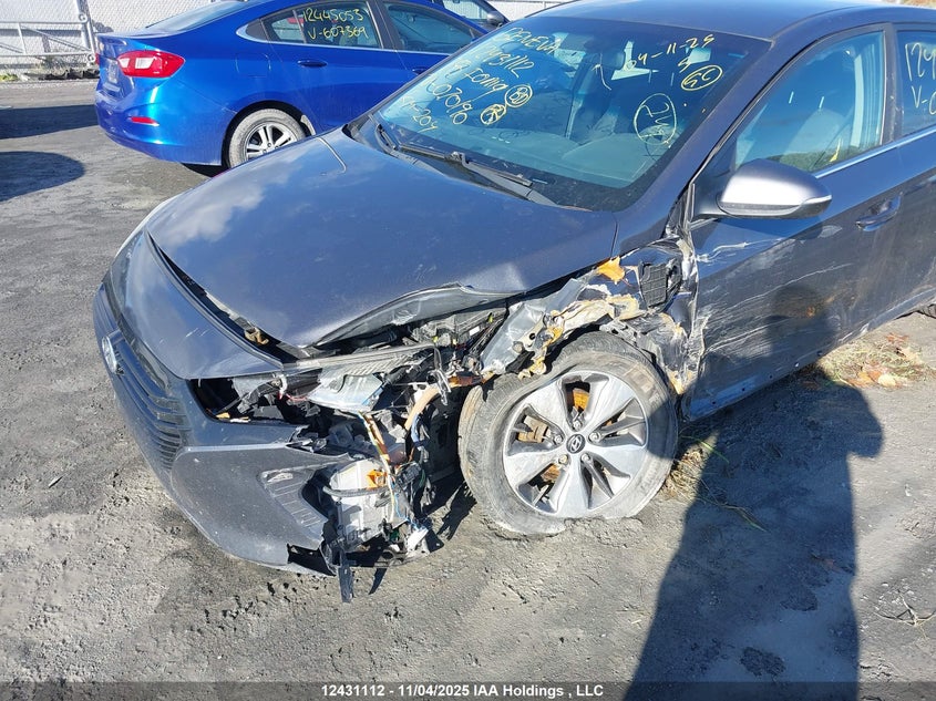 2018 Hyundai Ioniq Plug-In Hybrid Se VIN: KMHC65LD9JU070190 Lot: 12431112