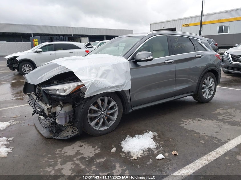 3PCAJ5M38KF134214 2019 INFINITI QX50 photo no. 2