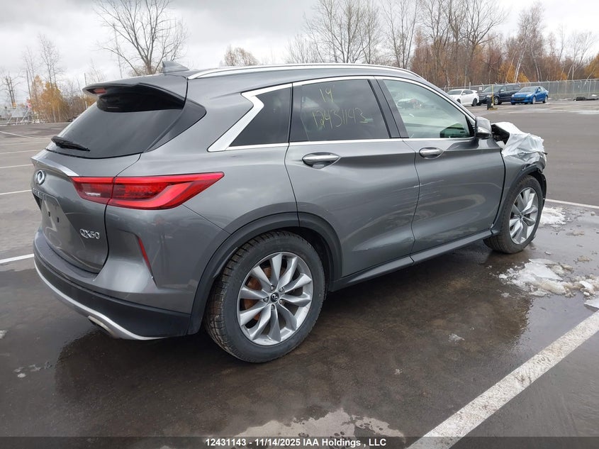 3PCAJ5M38KF134214 2019 INFINITI QX50 photo no. 4
