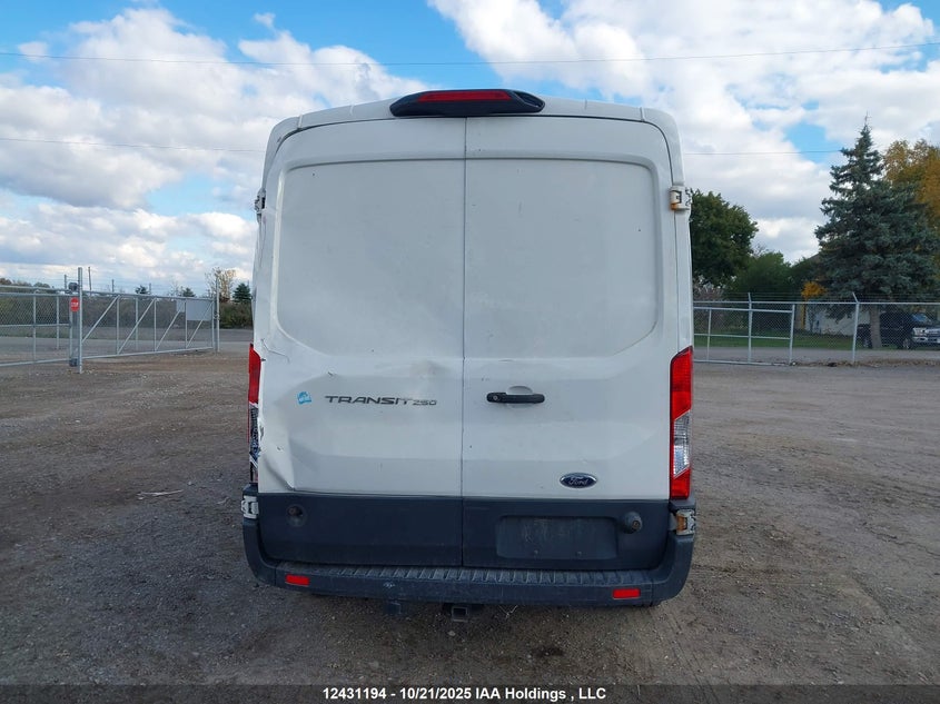 1FTYR2CM3JKB26698 2018 FORD TRANSIT photo no. 16