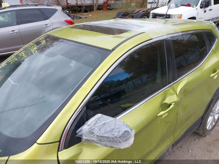 JN1BJ1CR6JW281812 2018 NISSAN QASHQAI photo no. 21