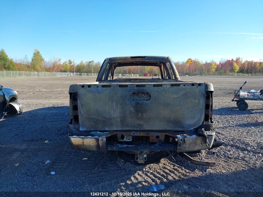 3GTRCVE04AG153501 2010 GMC SIERRA photo no. 15