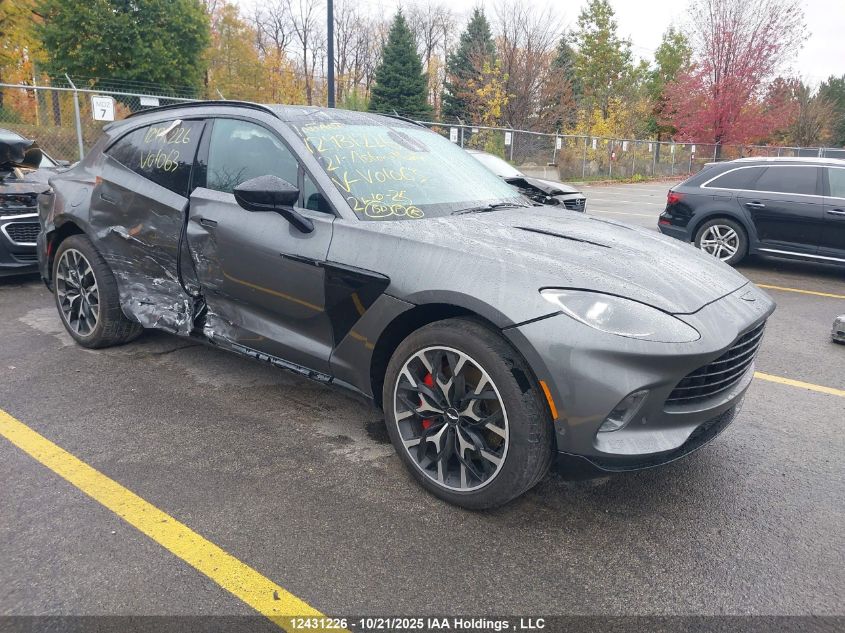 ASTON MARTIN DBX