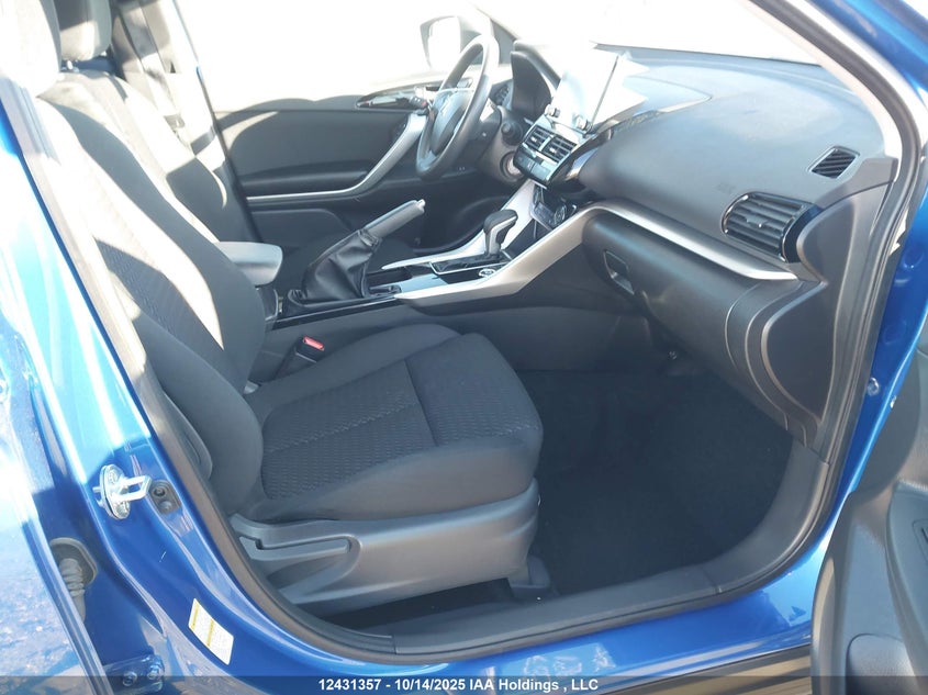 JA4ATUAA6SZ607281 2025 MITSUBISHI ECLIPSE CROSS photo no. 5