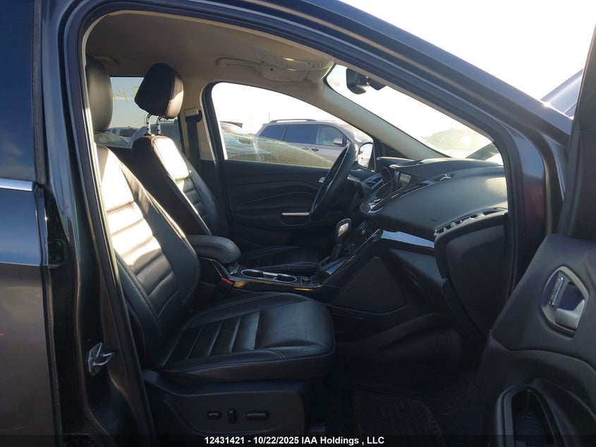 1FMCU9J90GUC31384 2016 FORD ESCAPE photo no. 5