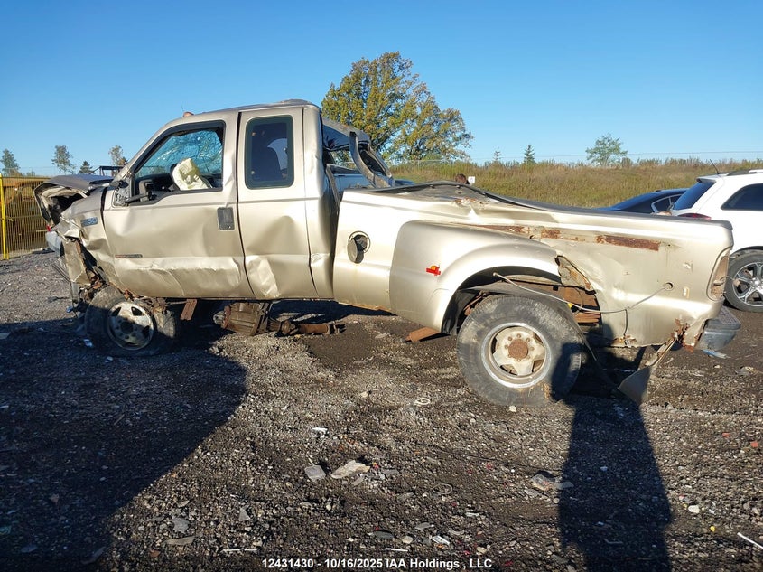 2000 Ford F350 Super Duty VIN: 1FTWX33F0YEE38863 Lot: 12431430