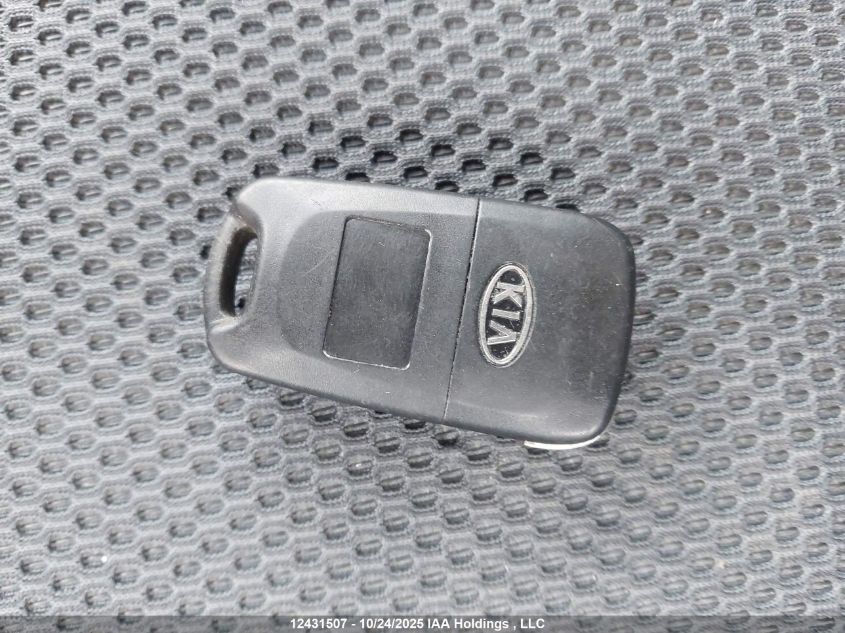 2012 Kia Rondo VIN: KNAHH8A82C7406854 Lot: 12431507