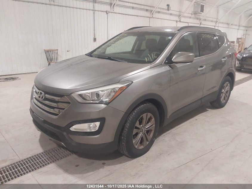 5XYZUDLB7DG022710 2013 HYUNDAI SANTA FE photo no. 2