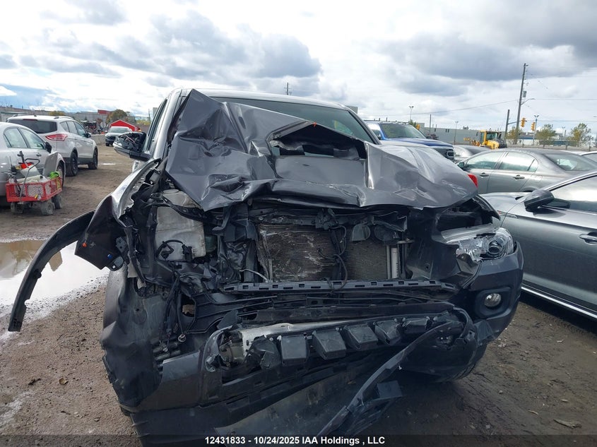 3TYDZ5BN2NT008929 2022 TOYOTA TACOMA photo no. 11