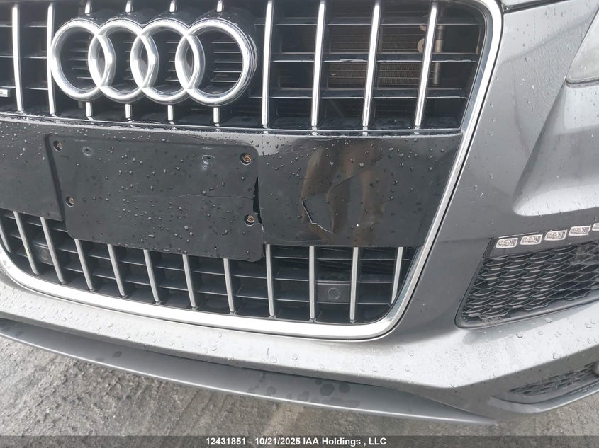 WA1MMCFE8BD002420 2011 AUDI Q7 photo no. 21