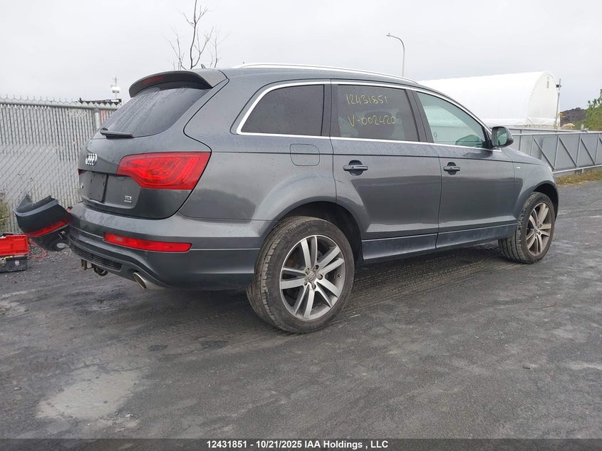 WA1MMCFE8BD002420 2011 AUDI Q7 photo no. 4