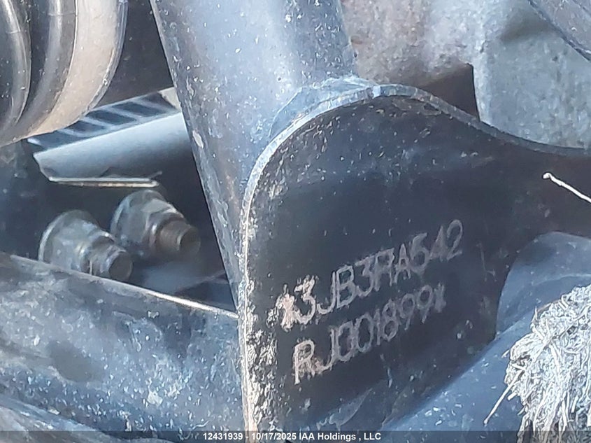 3JB3PA542RJ001899 2024 CAN-AM/ BRP OUTLANDER photo no. 9