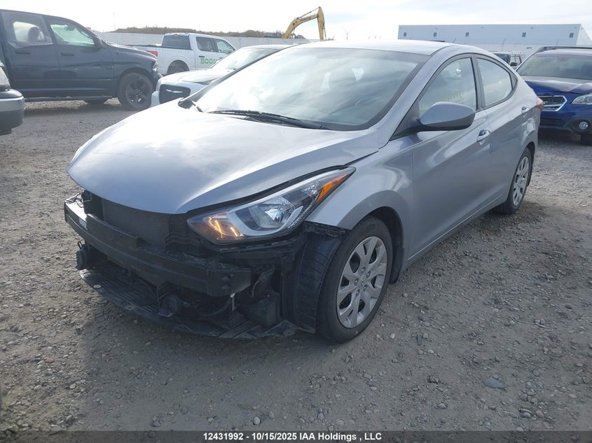 5NPDH4AE3FH632661 2015 HYUNDAI ELANTRA photo no. 2