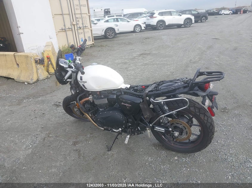 SMTD31GN5JT859408 2018   photo no. 12