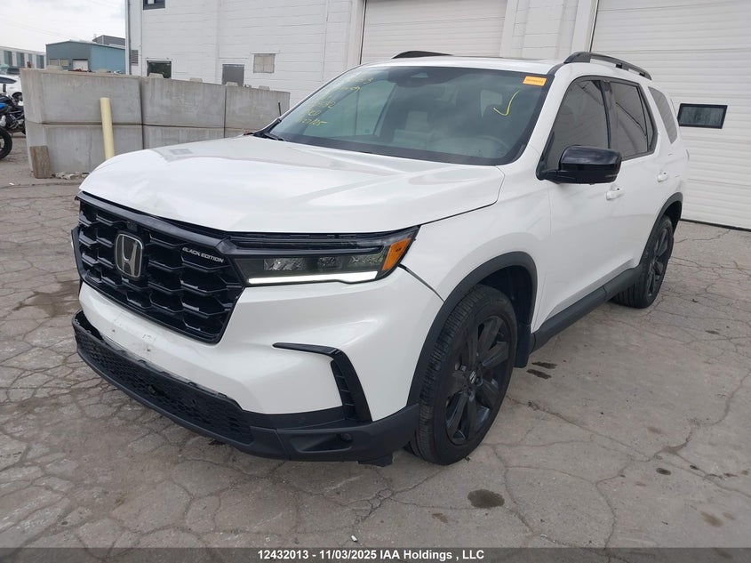 5FNYG1H87RB500332 2024 HONDA PILOT photo no. 2