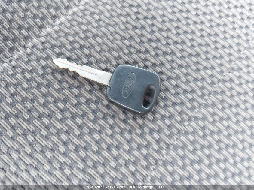 2001 Ford F150 Supercrew VIN: 1FTRW08L51KC01399 Lot: 12432073