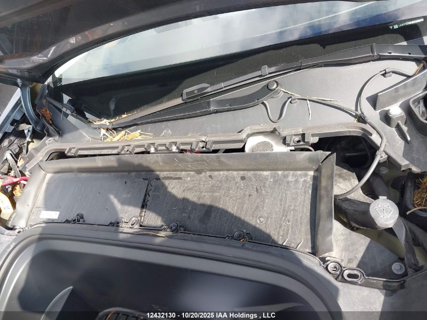 2024 Tesla Model Y VIN: LRWYGDEE1RC630645 Lot: 12432130