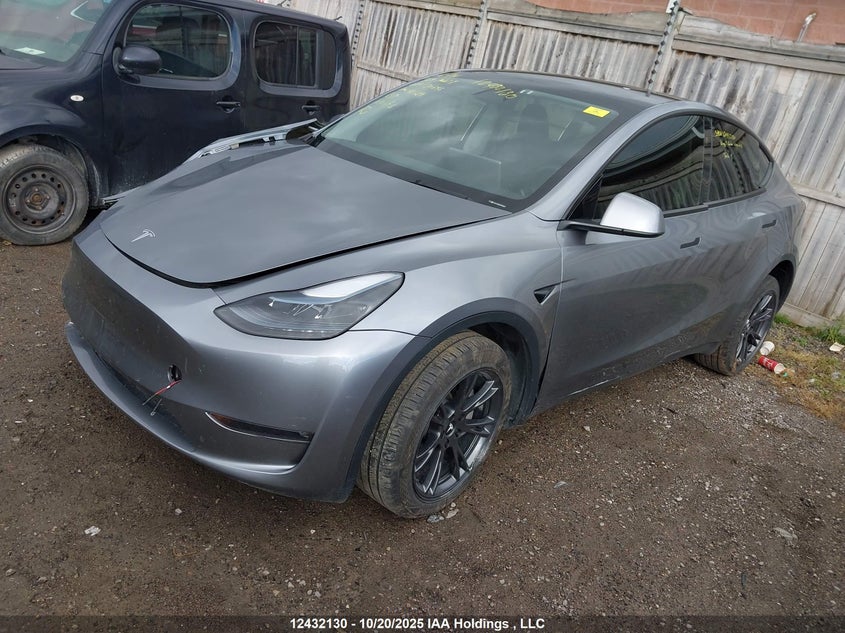 LRWYGDEE1RC630645 2024 TESLA MODEL Y photo no. 2