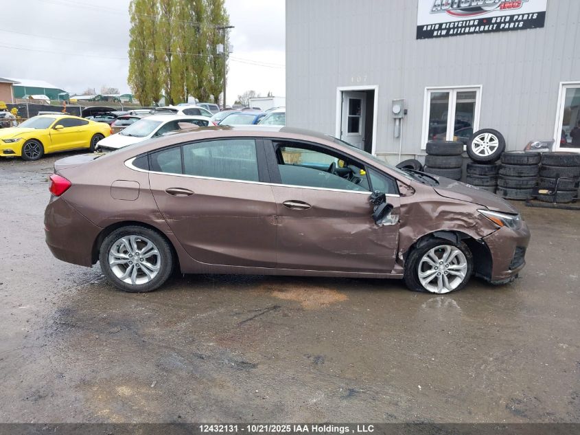 2019 Chevrolet Cruze Lt VIN: 1G1BE5SM7K7111882 Lot: 12432131
