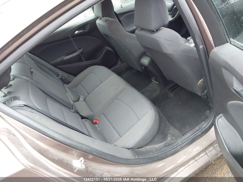 2019 Chevrolet Cruze Lt VIN: 1G1BE5SM7K7111882 Lot: 12432131