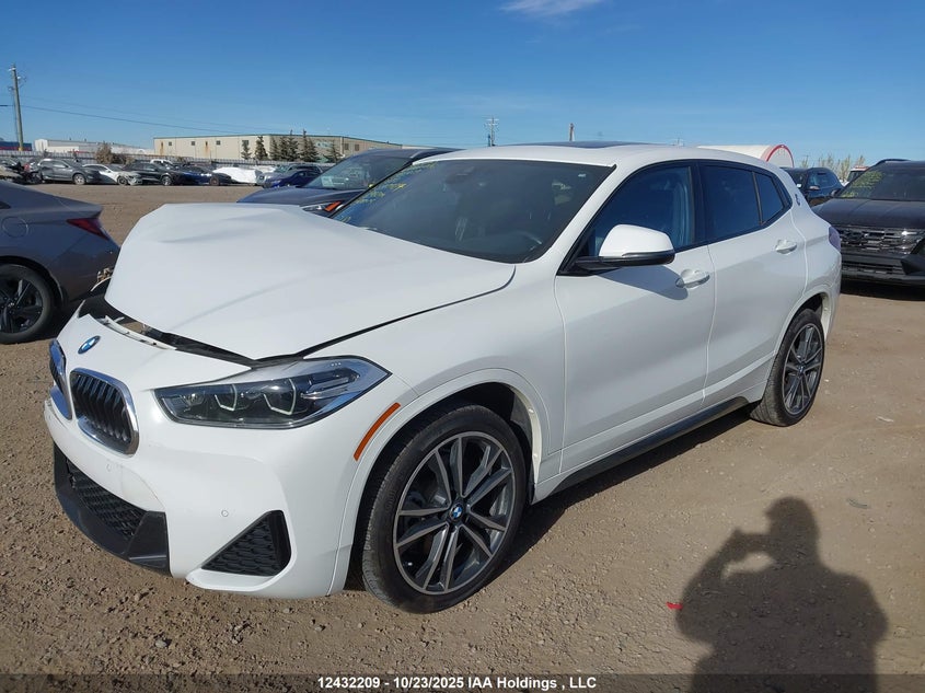 WBXYJ1C07N5T47727 2022 BMW X2 photo no. 2