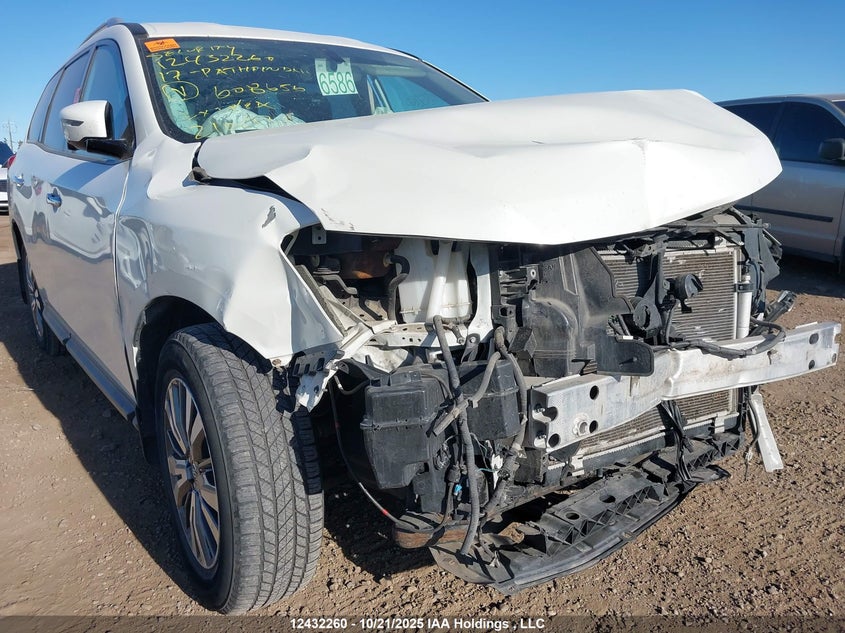 2017 Nissan Pathfinder Platinum/S/Sl/Sv VIN: 5N1DR2MM2HC608656 Lot: 12432260