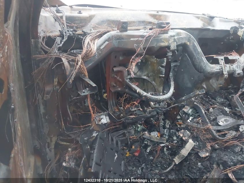 2008 GMC Yukon Sle/Slt VIN: 1GKFK13028J198385 Lot: 12432310