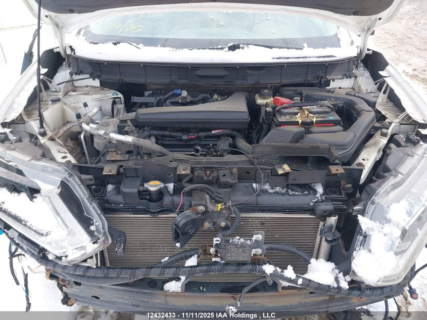 5N1AT2MV8HC757621 2017 NISSAN ROGUE photo no. 10