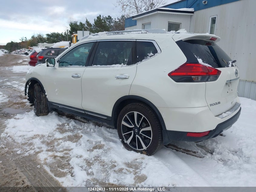 5N1AT2MV8HC757621 2017 NISSAN ROGUE photo no. 3