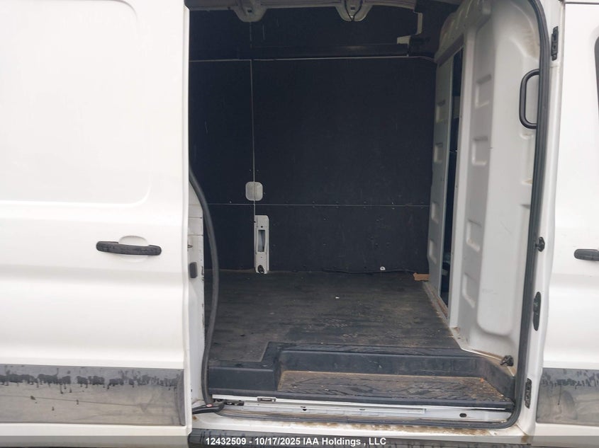2023 Ford Transit T-250 VIN: 1FTBR3U89PKA68604 Lot: 12432509
