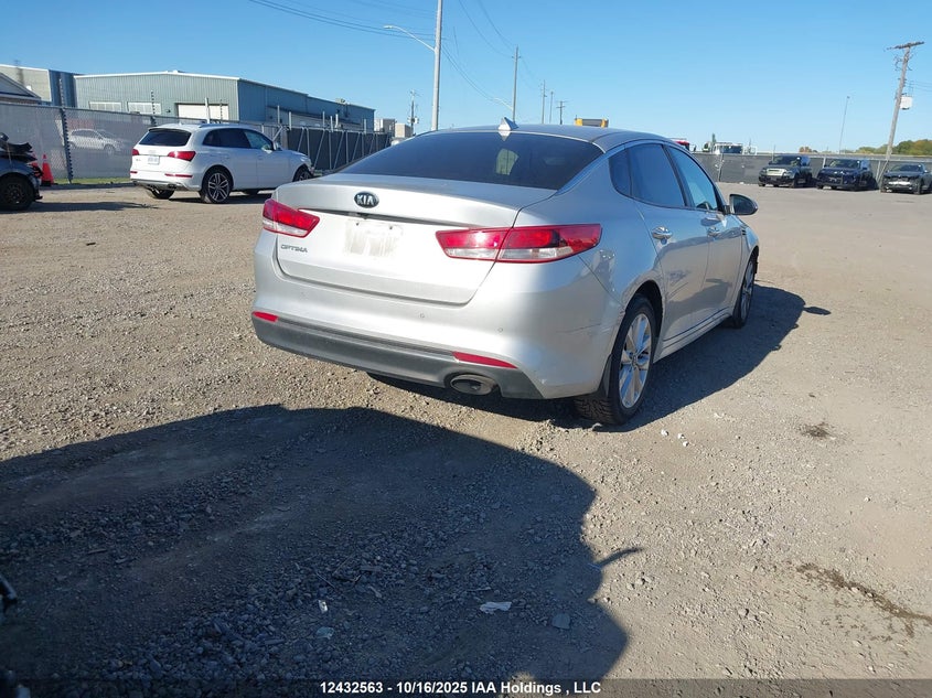 5XXGT4L36JG181334 2018 KIA OPTIMA photo no. 4