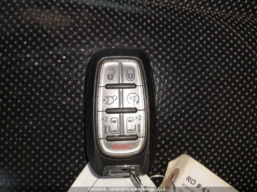 2C4RC1N75KR614044 2019 CHRYSLER PACIFICA photo no. 11