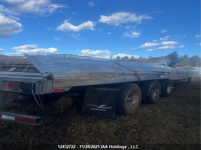 1UYVS3533K2730515 2019   photo no. 4
