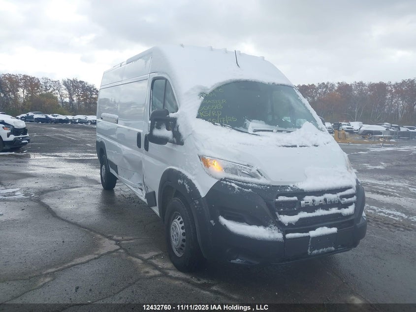 RAM PROMASTER 2500 HIGH