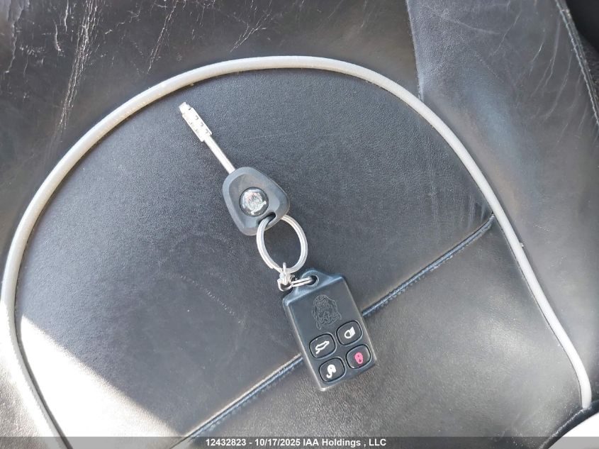 1998 Jaguar Vandenplas VIN: SAJKN6242WC837046 Lot: 12432823